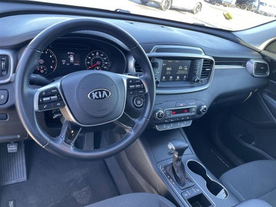 2020 Kia Sorento S