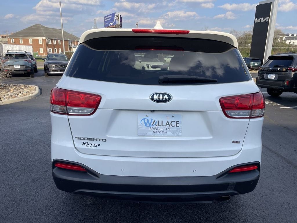 2016 Kia Sorento LX