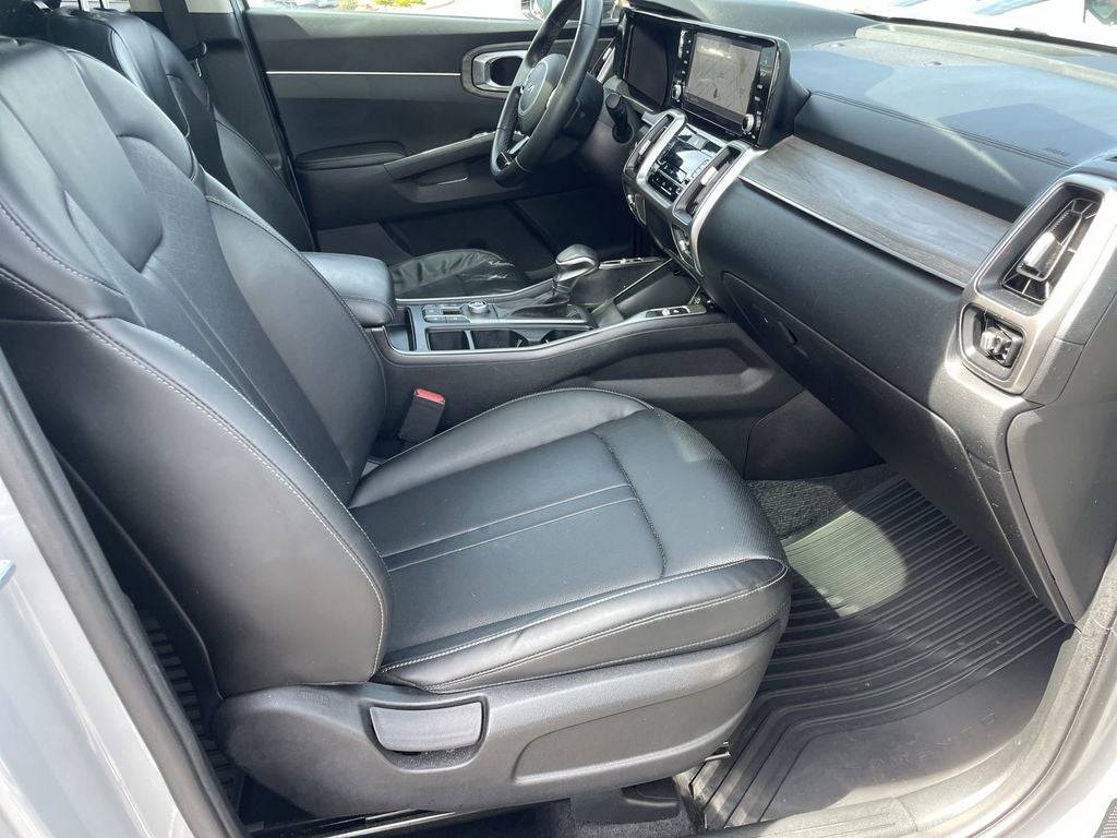 2022 Kia Sorento EX