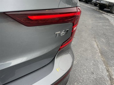 2020 Volvo S60 T6 Momentum