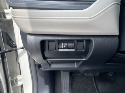 2025 Subaru Forester Base