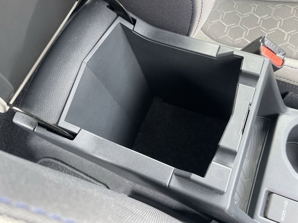2025 Subaru Forester Base