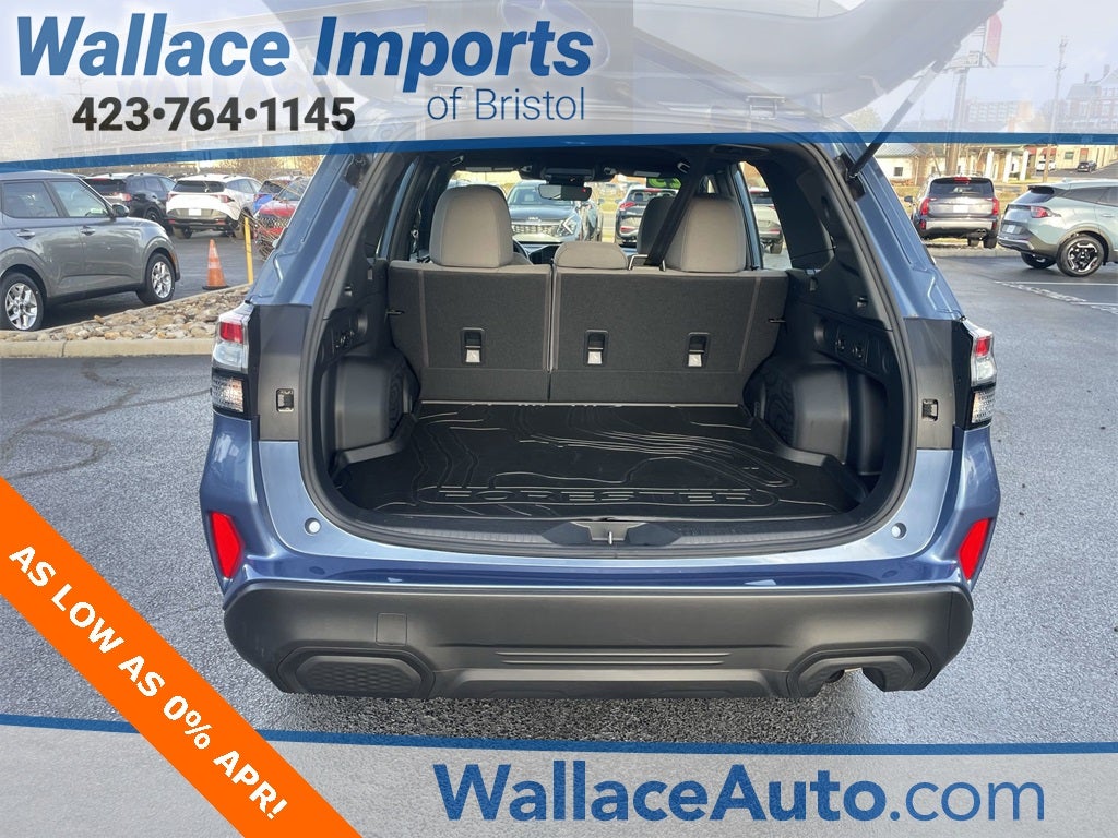 2025 Subaru Forester Base