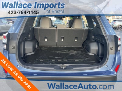 2025 Subaru Forester Base