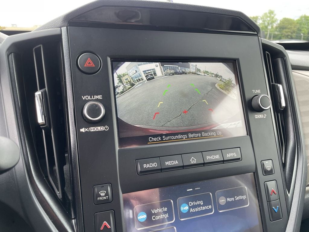 2025 Subaru Forester Base