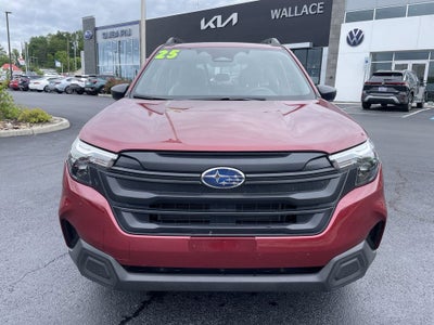 2025 Subaru Forester Base