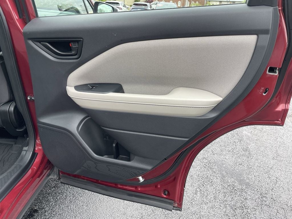 2025 Subaru Forester Base