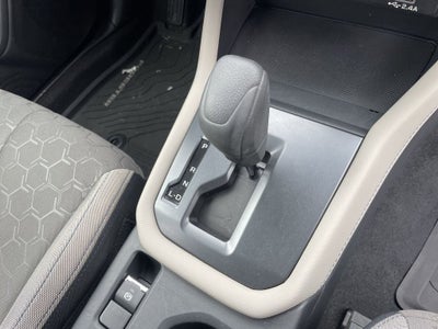 2025 Subaru Forester Base