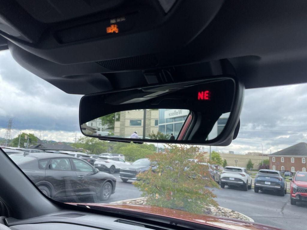 2025 Subaru Forester Base