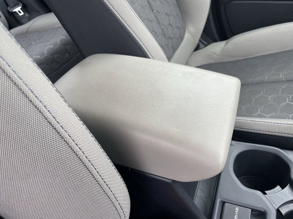2025 Subaru Forester Base