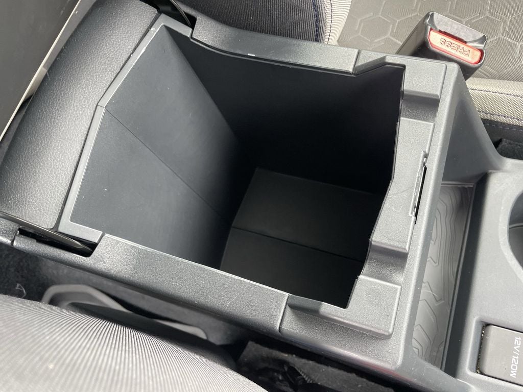 2025 Subaru Forester Base