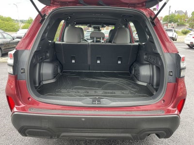 2025 Subaru Forester Base