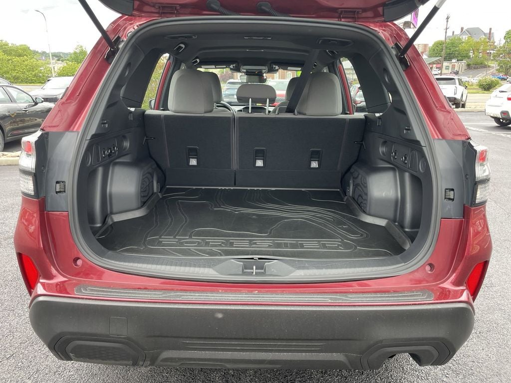 2025 Subaru Forester Base