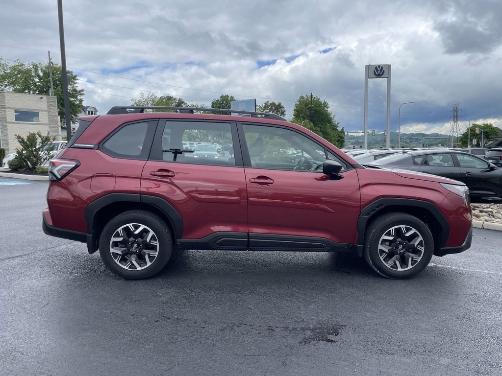2025 Subaru Forester Base
