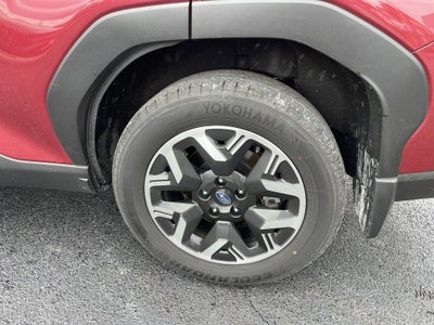2025 Subaru Forester Base