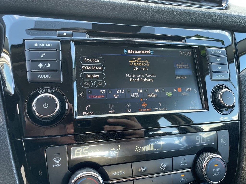 2022 Nissan Rogue Sport SV