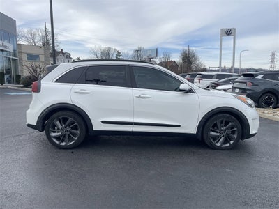 2017 Kia Niro EX