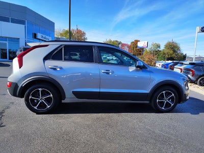 2024 Kia Niro LX