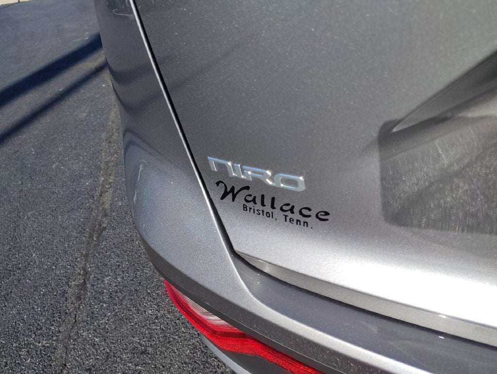 2024 Kia Niro LX