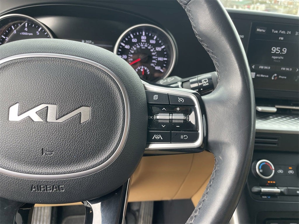 2022 Kia Carnival LXS