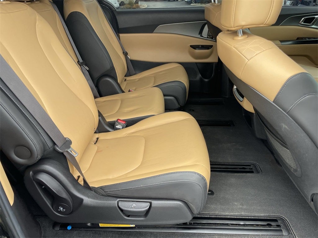 2022 Kia Carnival LXS