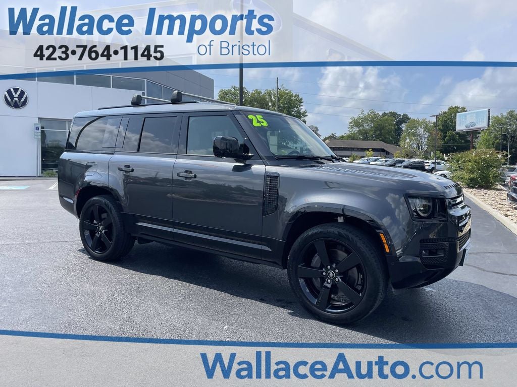 2025 Land Rover Defender 130 X-Dynamic SE