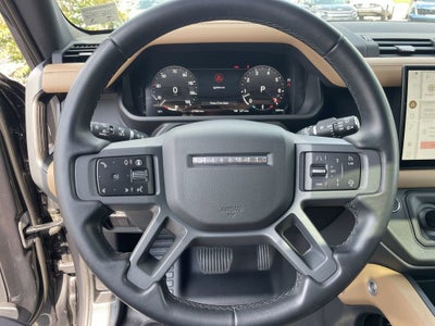 2025 Land Rover Defender 130 X-Dynamic SE