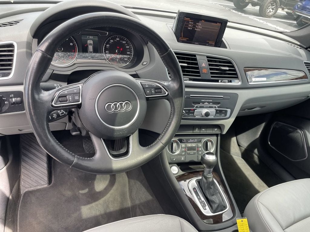 2016 Audi Q3 2.0T Prestige quattro