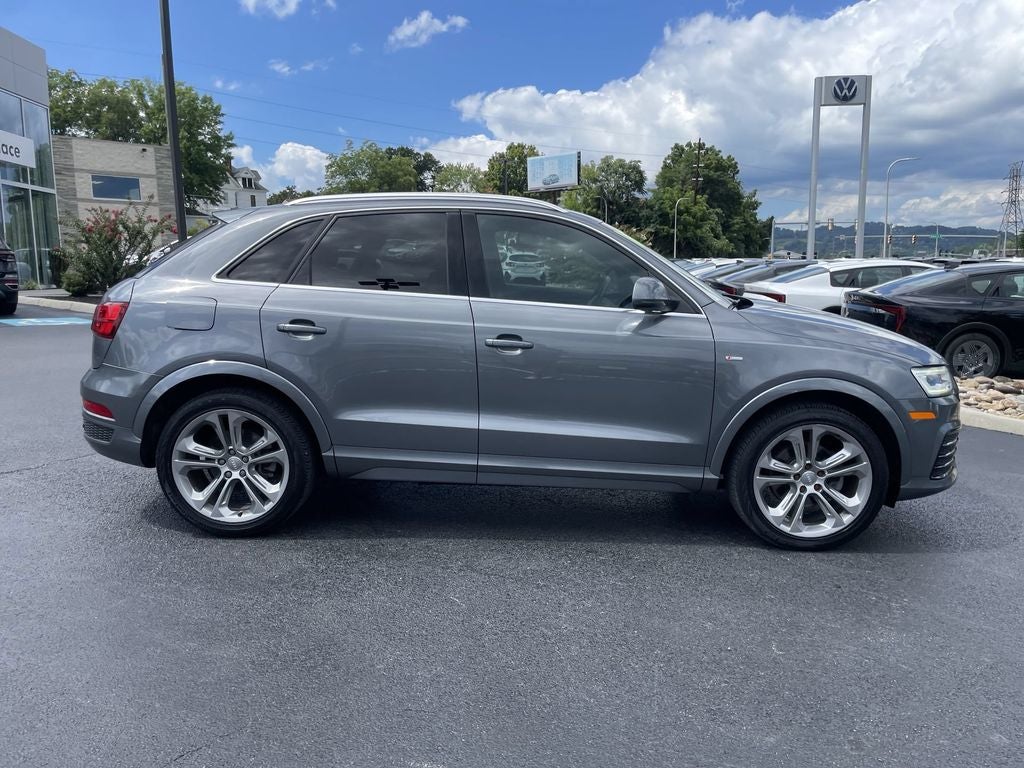 2016 Audi Q3 2.0T Prestige quattro