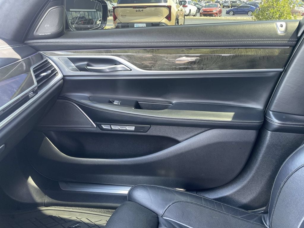 2016 BMW 7 Series 750i
