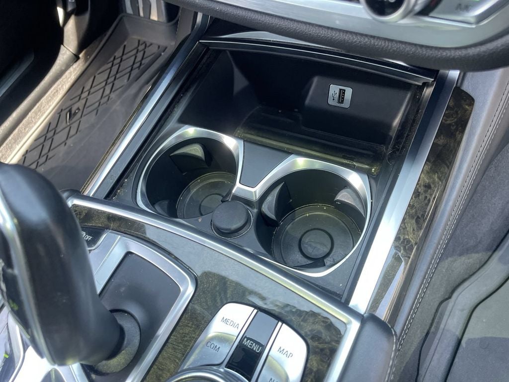 2016 BMW 7 Series 750i
