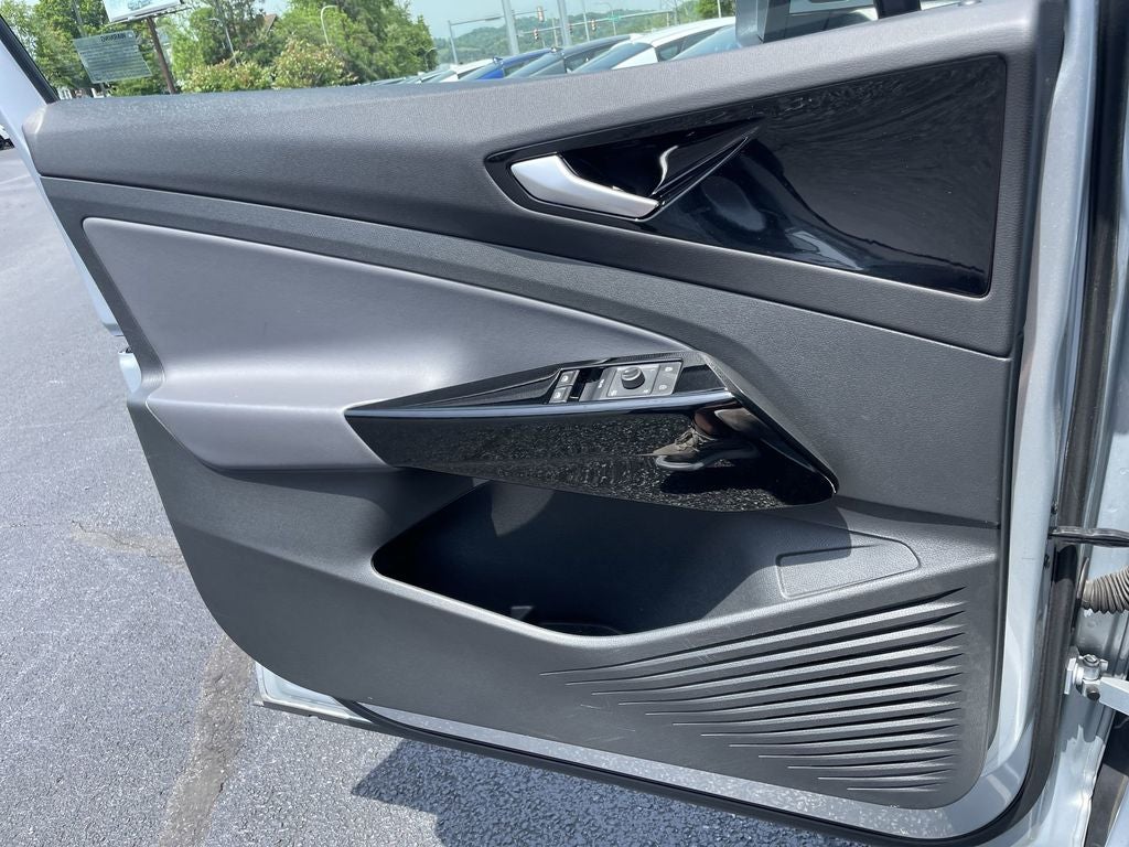 2021 Volkswagen ID.4 Pro