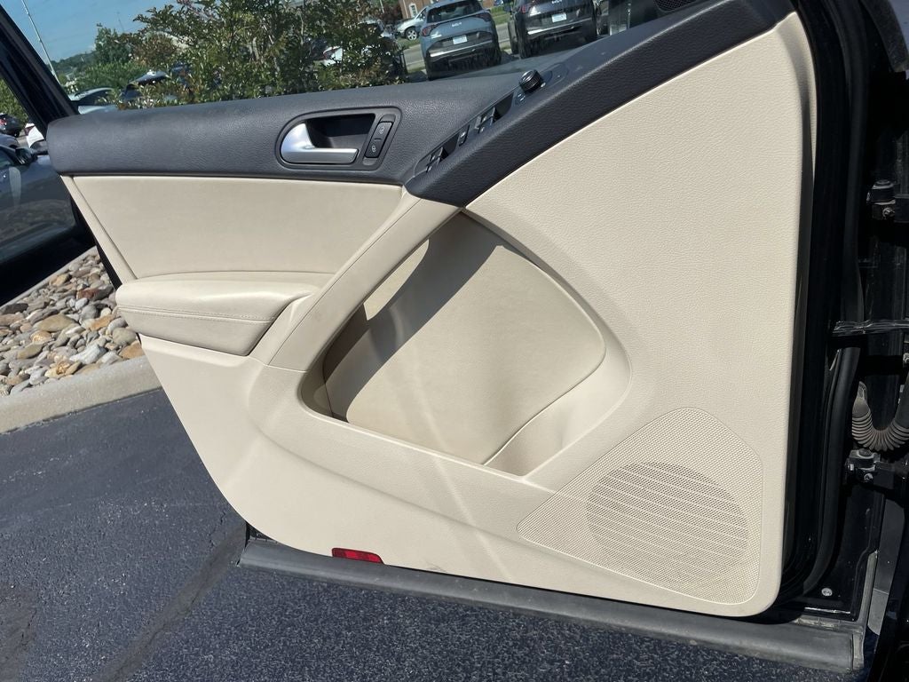 2017 Volkswagen Tiguan 2.0T Wolfsburg Edition 4Motion