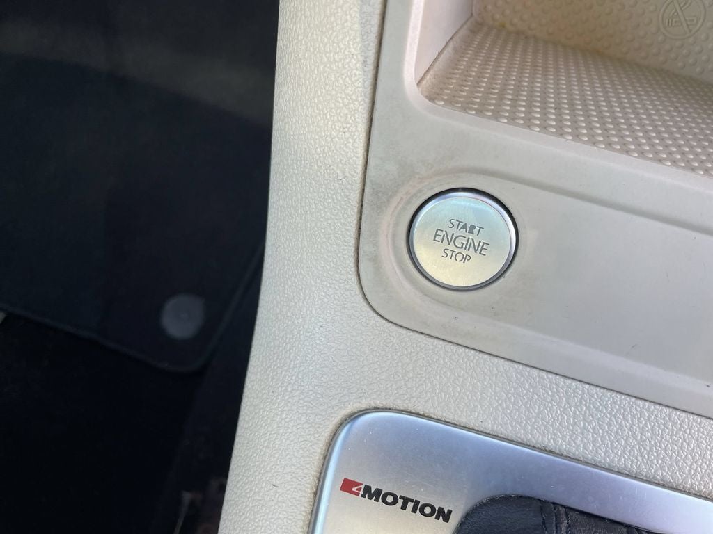 2017 Volkswagen Tiguan 2.0T Wolfsburg Edition 4Motion