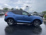 2020 Volvo XC40 R-Design