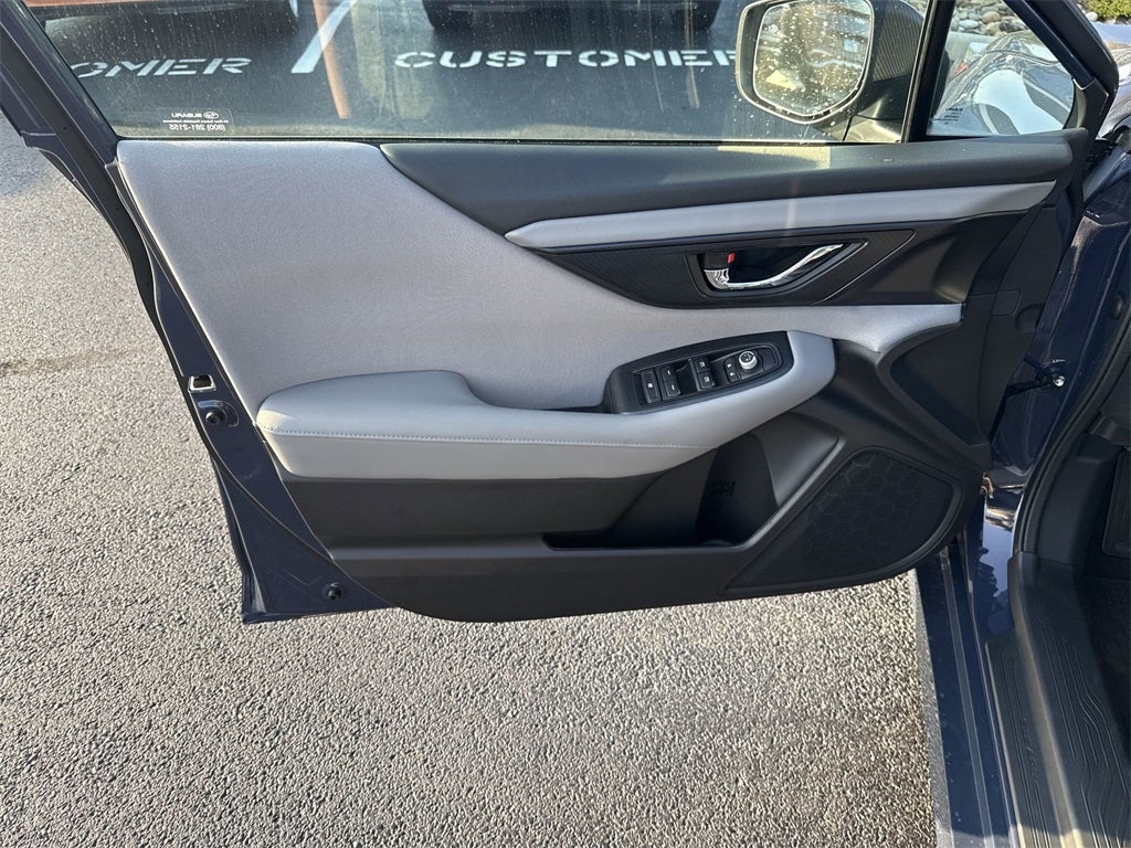 2025 Subaru LEGACY Premium