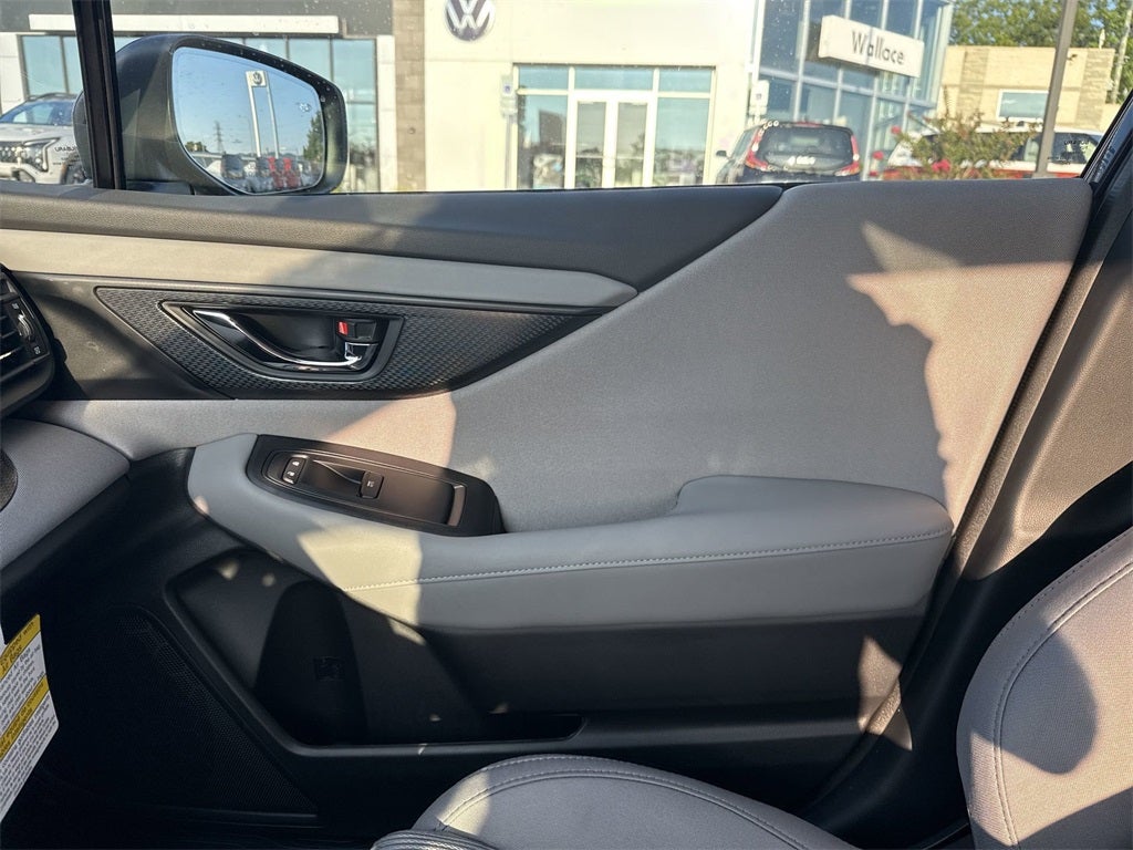 2025 Subaru LEGACY Premium