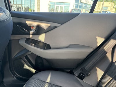 2025 Subaru LEGACY Premium