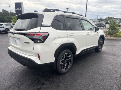2026 Subaru FORESTER Premium Hybrid