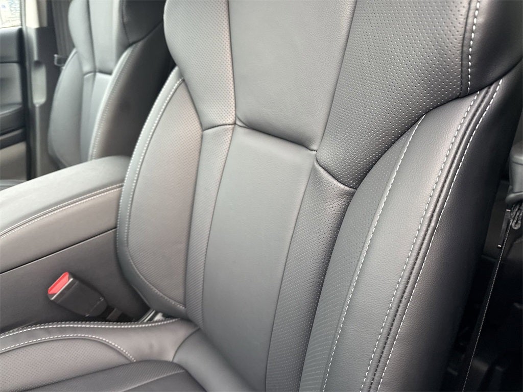 2025 Subaru ASCENT Limited 7 -Passenger