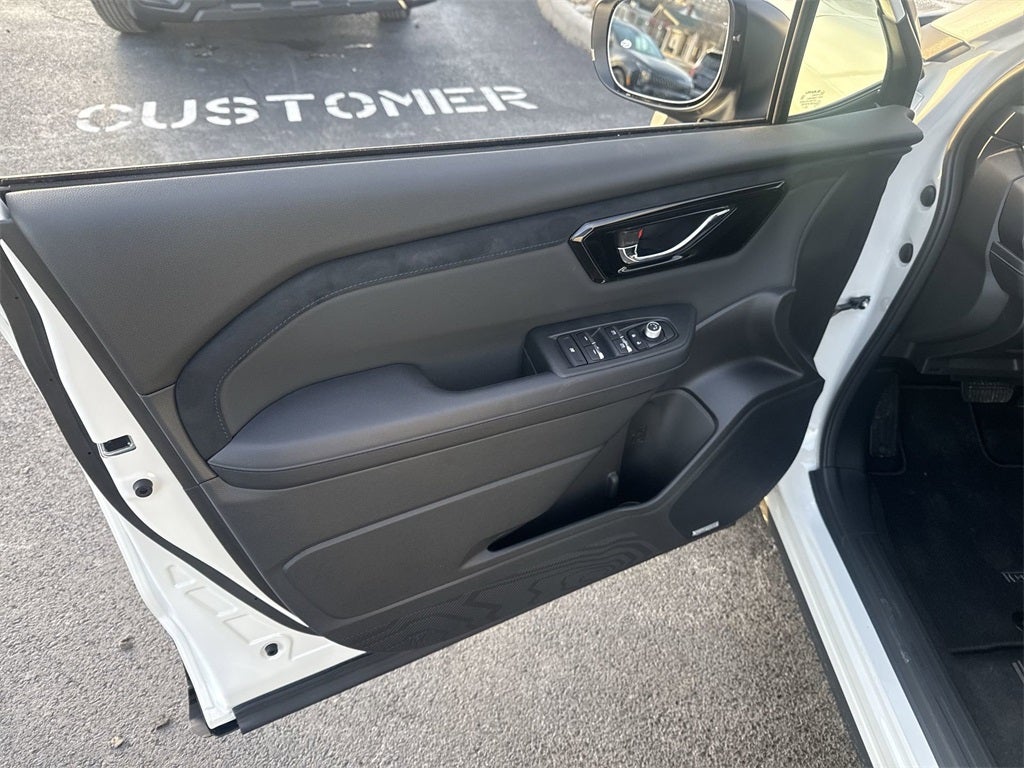 2025 Subaru FORESTER Limited Hybrid