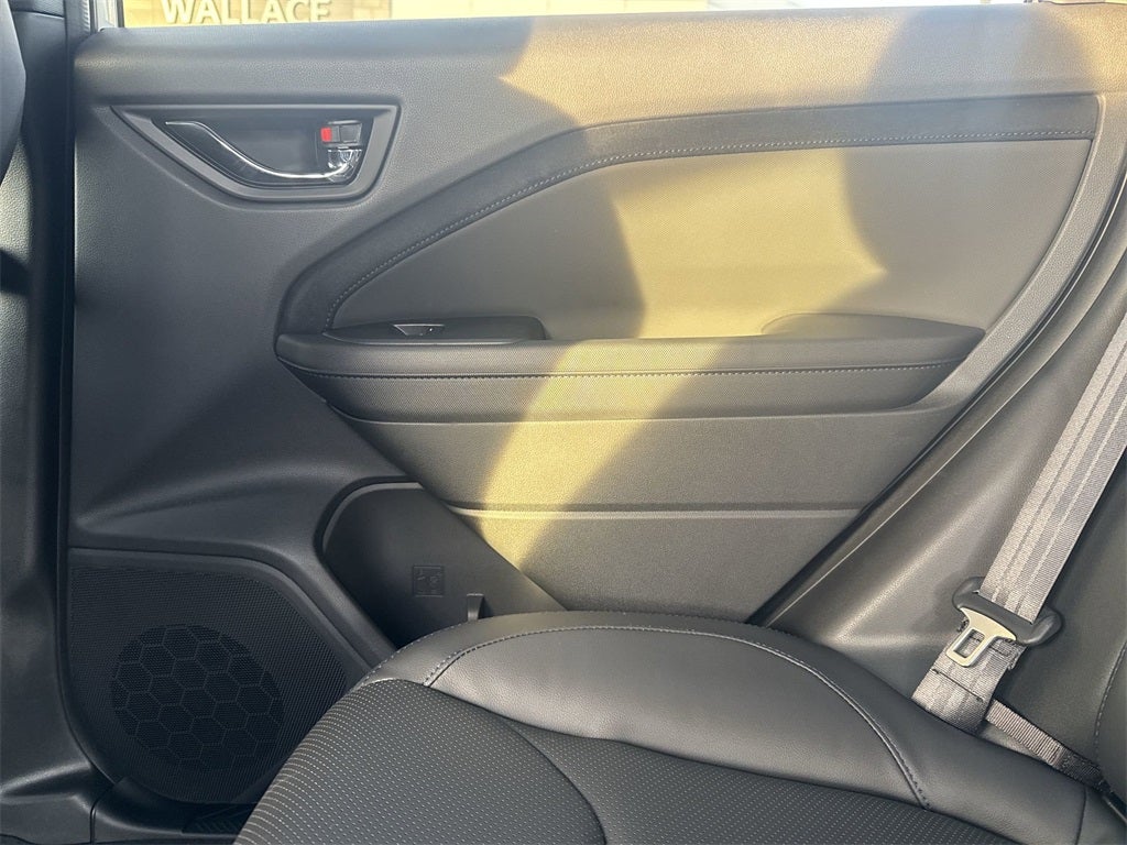 2025 Subaru FORESTER Limited Hybrid