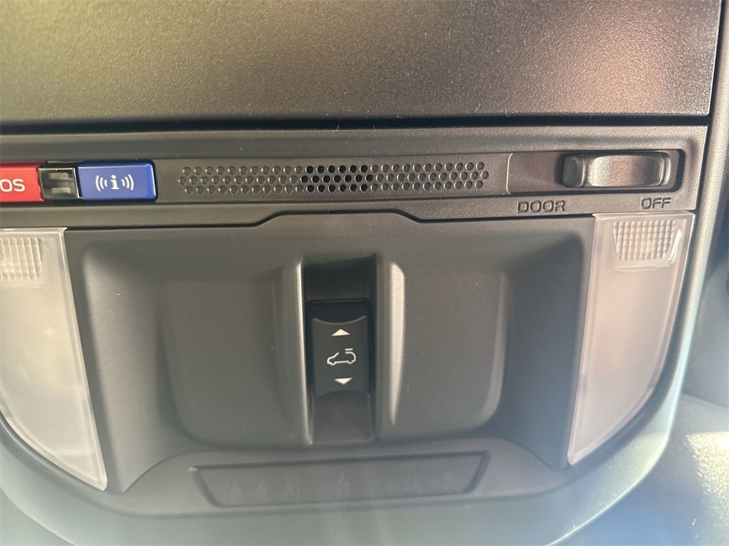 2025 Subaru FORESTER Touring Hybrid