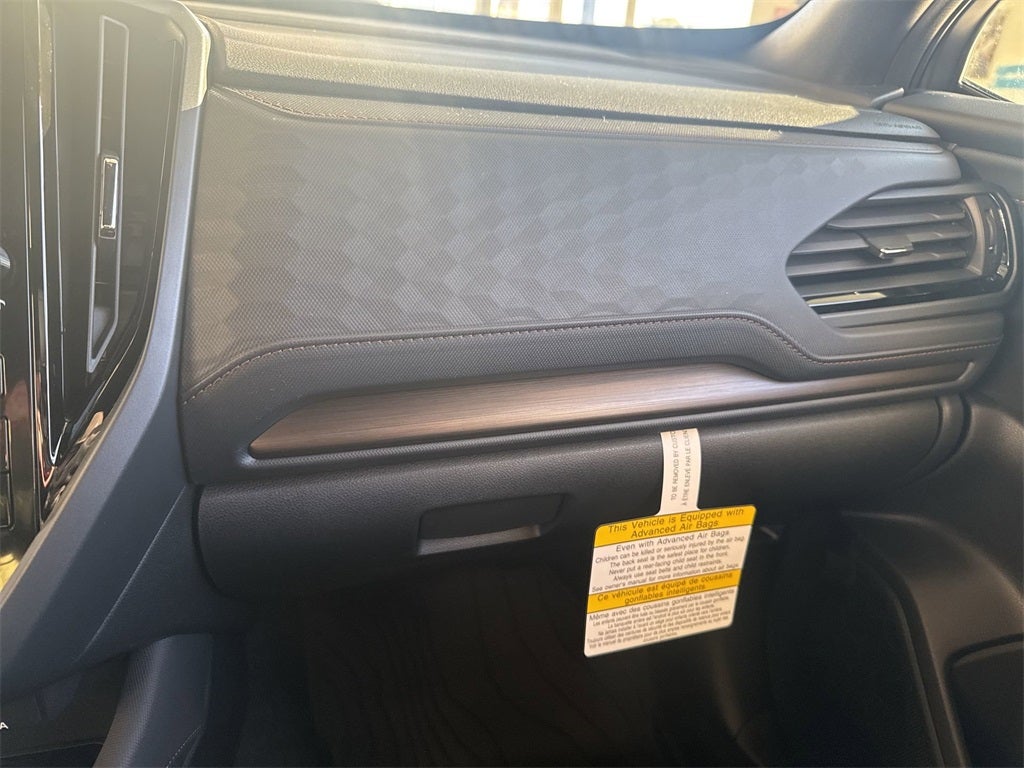 2025 Subaru FORESTER Touring Hybrid