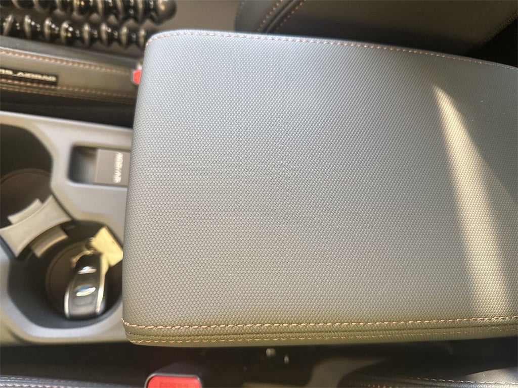 2025 Subaru FORESTER Touring Hybrid