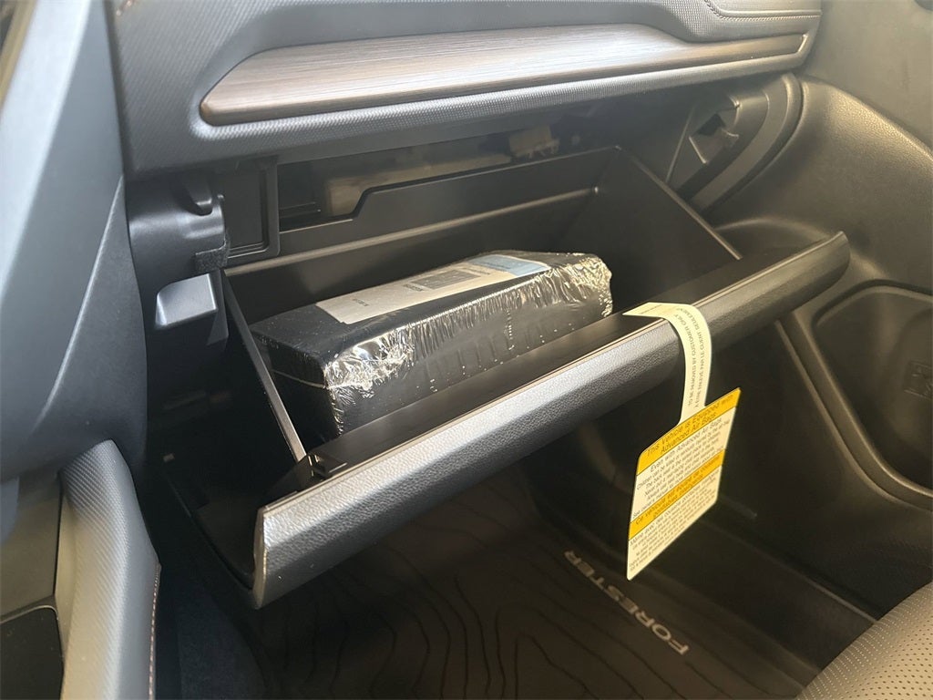 2025 Subaru FORESTER Touring Hybrid