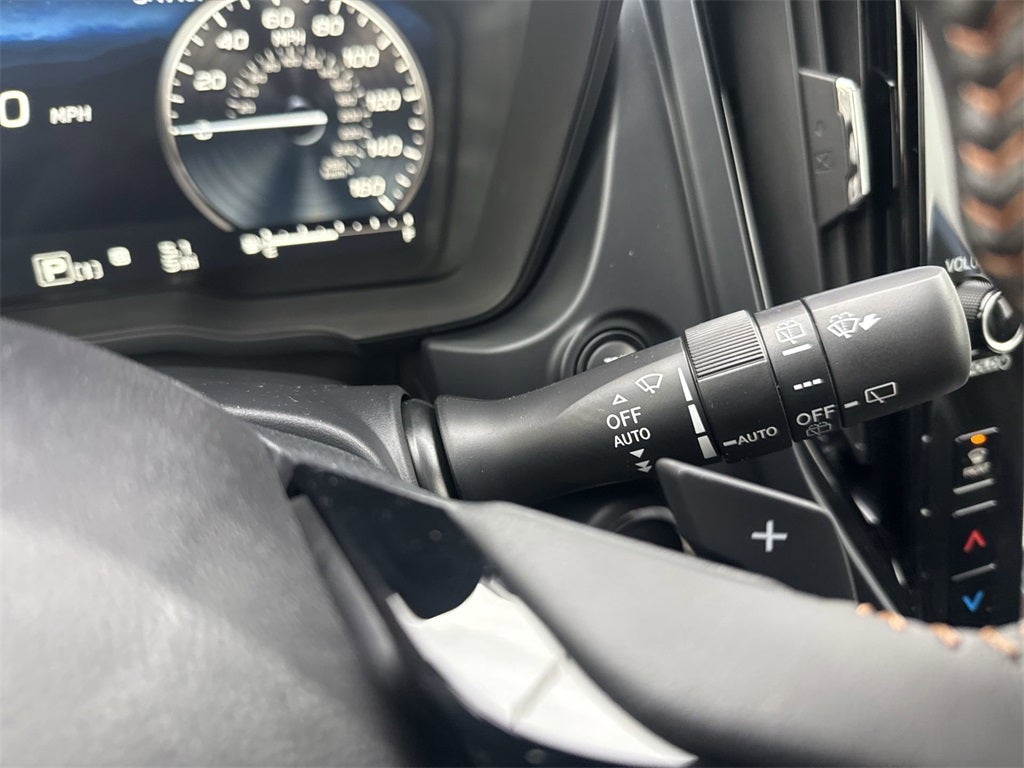 2025 Subaru FORESTER Touring Hybrid