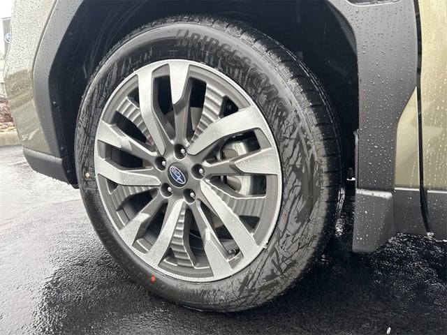 2025 Subaru FORESTER Touring Hybrid