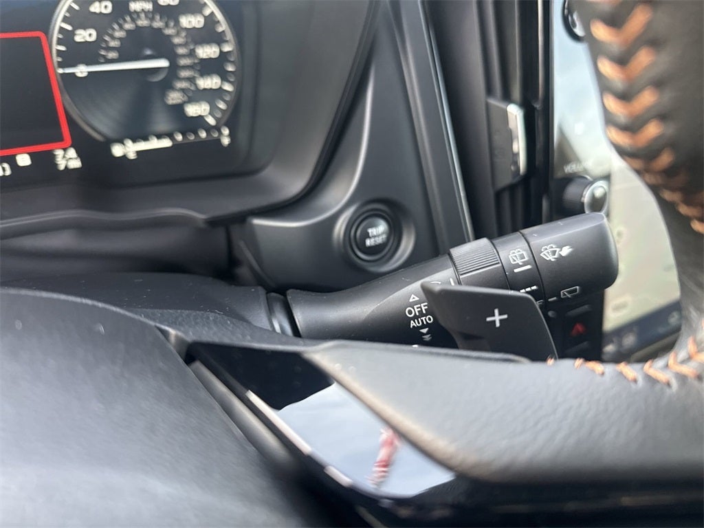 2025 Subaru FORESTER Touring Hybrid