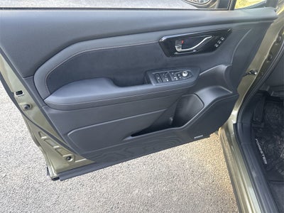 2025 Subaru FORESTER Touring Hybrid